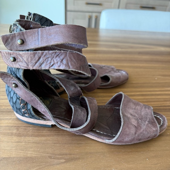 Freebird by Steven Wish Sandal Size 8 - Picture 2 of 6